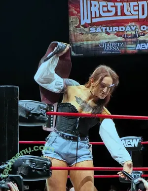 Kris Statlander / callmekrisstat nude photo #0553