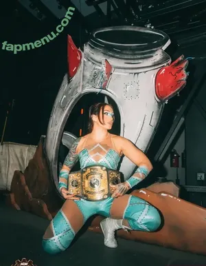 Kris Statlander / callmekrisstat nude photo #0640