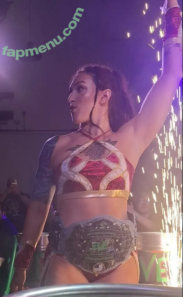 Kris Statlander nude photo #0460 (callmekrisstat)