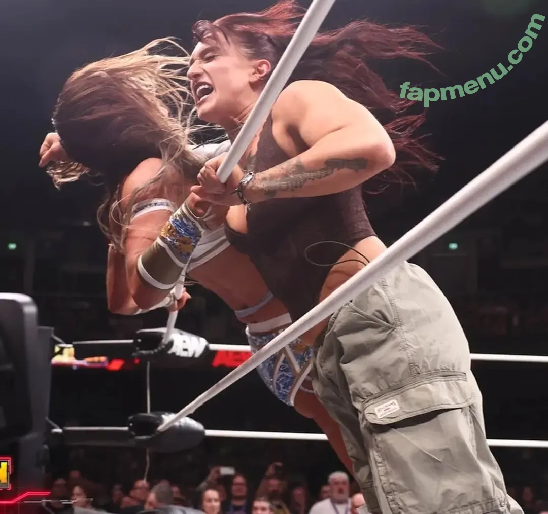 Kris Statlander nude photo #0504 (callmekrisstat)