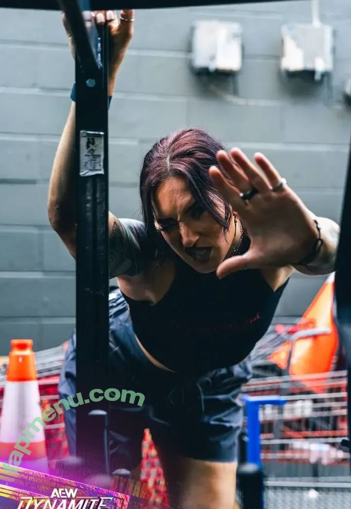 Kris Statlander nude photo #0512 (callmekrisstat)