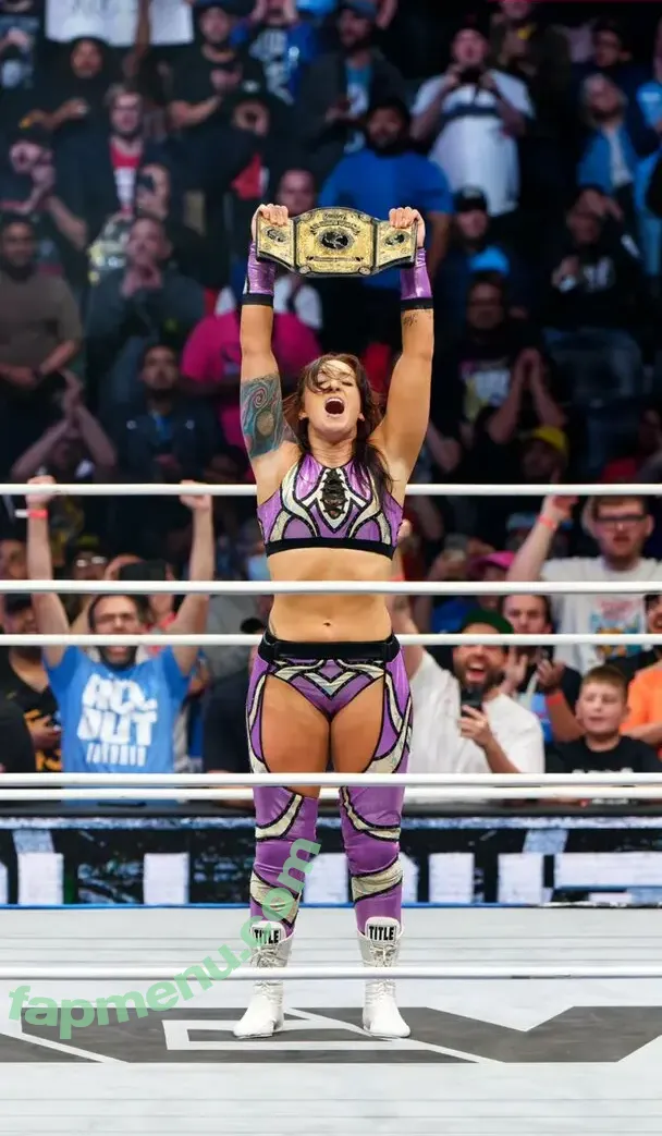 Kris Statlander nude photo #0525 (callmekrisstat)