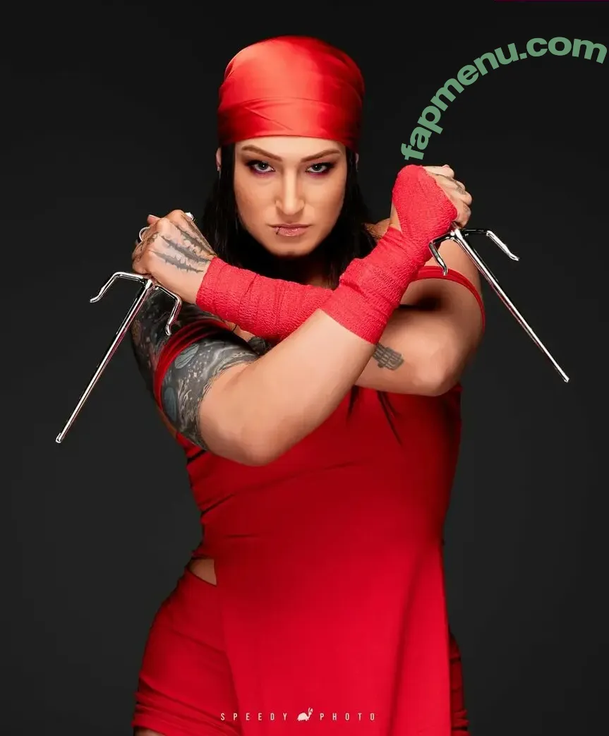 Kris Statlander nude photo #0617 (callmekrisstat)