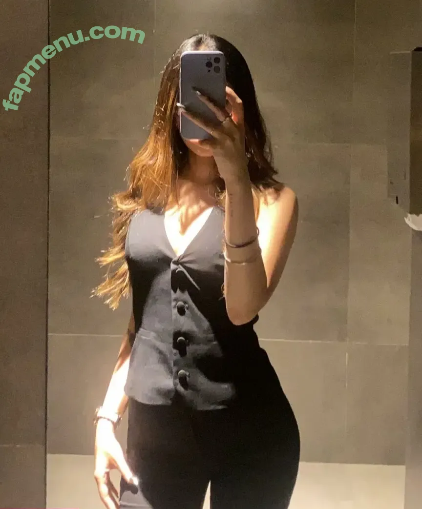 Krishangi Borah nude photo #0004 (krishangi_borah)