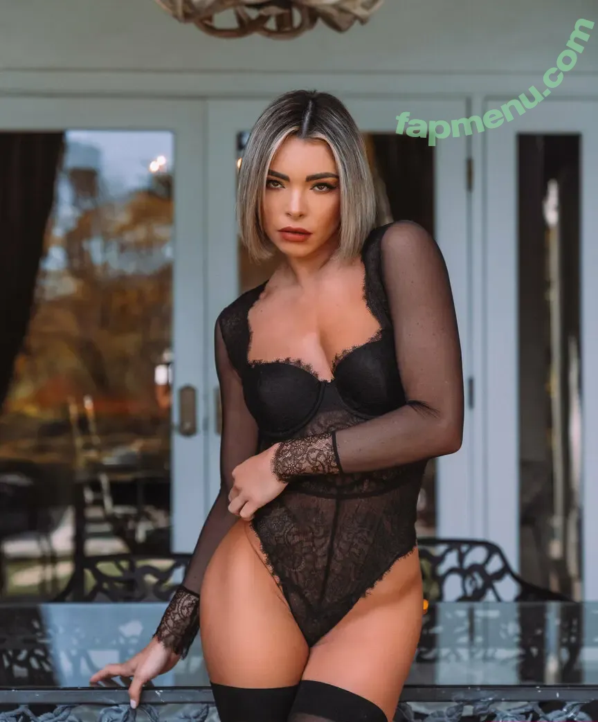 krisondra nude photo #0005 (Krisondra Daigenault / Skittlesmcnuggs / The Krisondra)