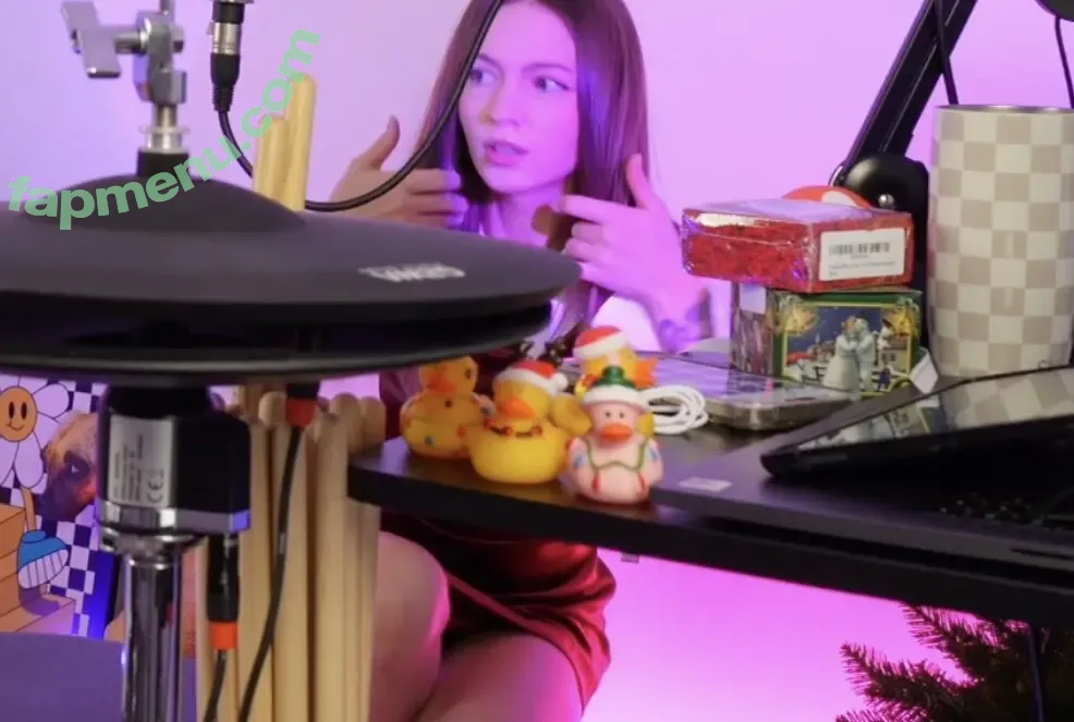 Kriss Drummer nude photo #0067 (19987442 / kriss_drummer)