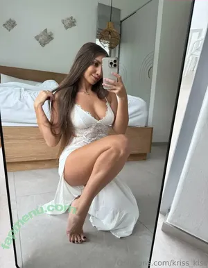 Kriss Kiss / KrissKiss111 / kriss_kiss / krisskissreal nude photo #0881