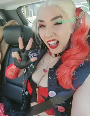 krissi.q / krissssi.xo nude photo #0019