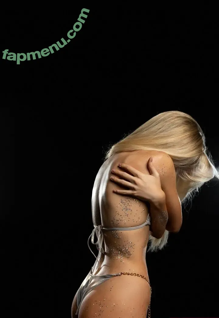 Krissone nude photo #0526 (Kriss1one / kriss1onee)