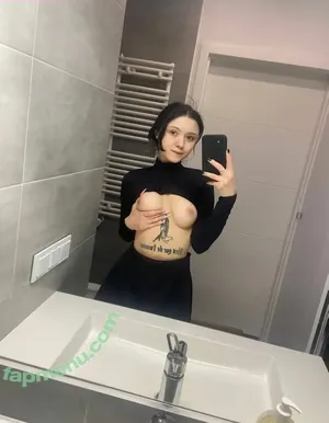 krissy_angel / Most-Pineapple-7328 / sweettriniangel nude photo #0075