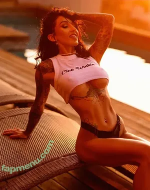 Krissylouise / Krissybaby L / krystalstawarz nude photo #0021