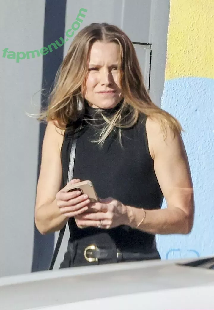 Kristen Bell nude photo #0226 (WWYTWrestling / kristenanniebell)