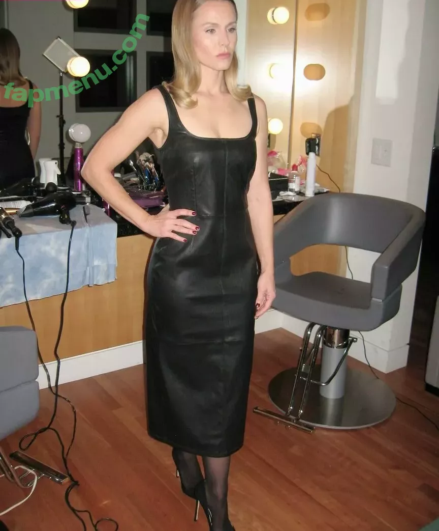 Kristen Bell nude photo #0250 (WWYTWrestling / kristenanniebell)