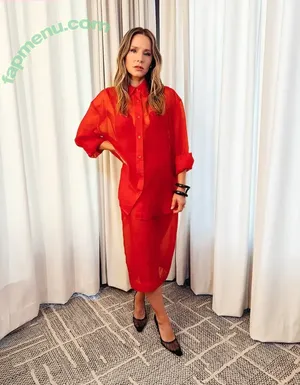 Kristen Bell / WWYTWrestling / kristenanniebell nude photo #1119