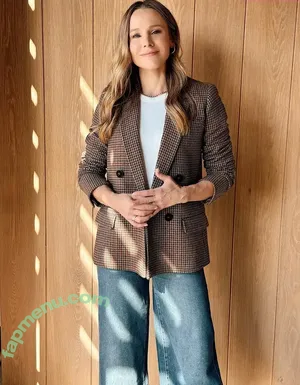 Kristen Bell / WWYTWrestling / kristenanniebell nude photo #1216