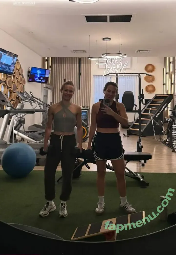 Kristen Bell nude photo #1106 (WWYTWrestling / kristenanniebell)