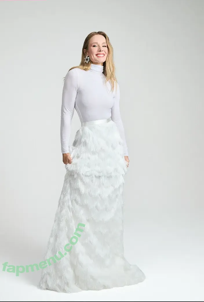 Kristen Bell nude photo #1166 (WWYTWrestling / kristenanniebell)