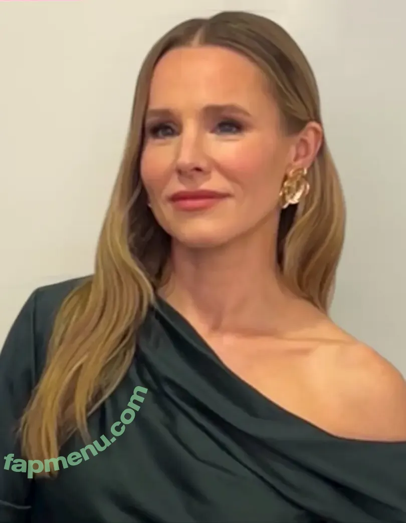 Kristen Bell nude photo #1217 (WWYTWrestling / kristenanniebell)