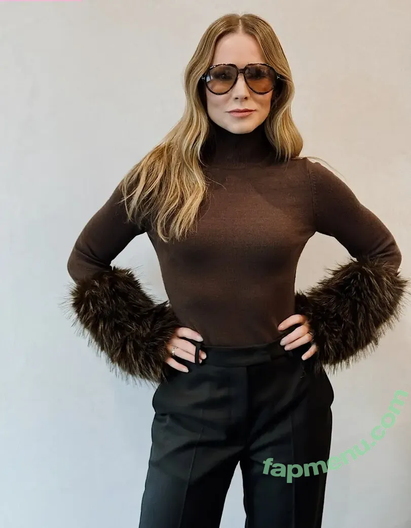 Kristen Bell nude photo #1232 (WWYTWrestling / kristenanniebell)