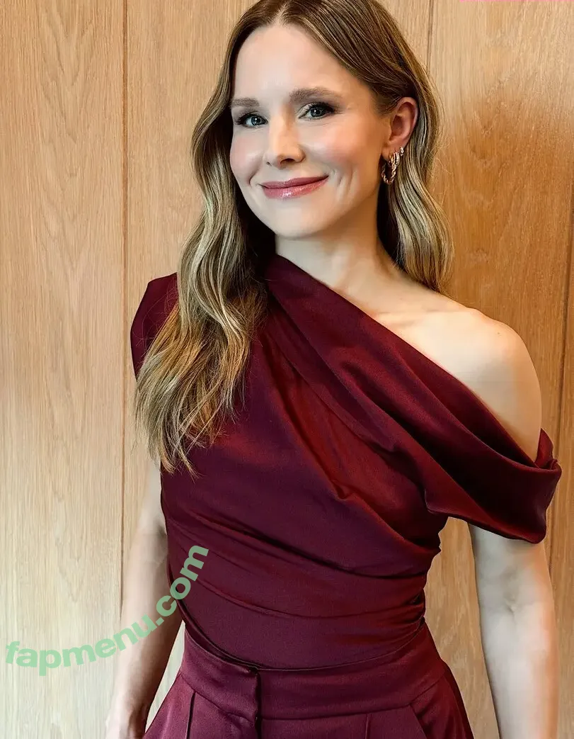 Kristen Bell nude photo #1240 (WWYTWrestling / kristenanniebell)