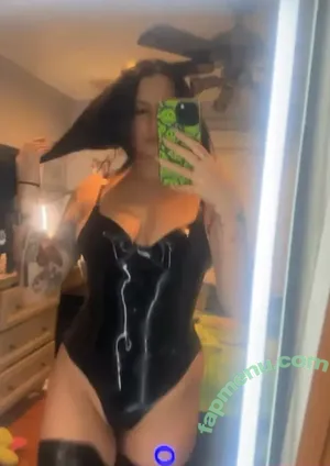  nude photo #0005