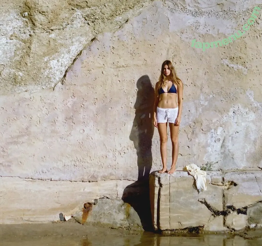 Kristen Kiehnle nude photo #0096 (kristenkiehnle)