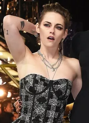 Kristen Stewart / kristenstewart / kristenstewartx nude photo #1785