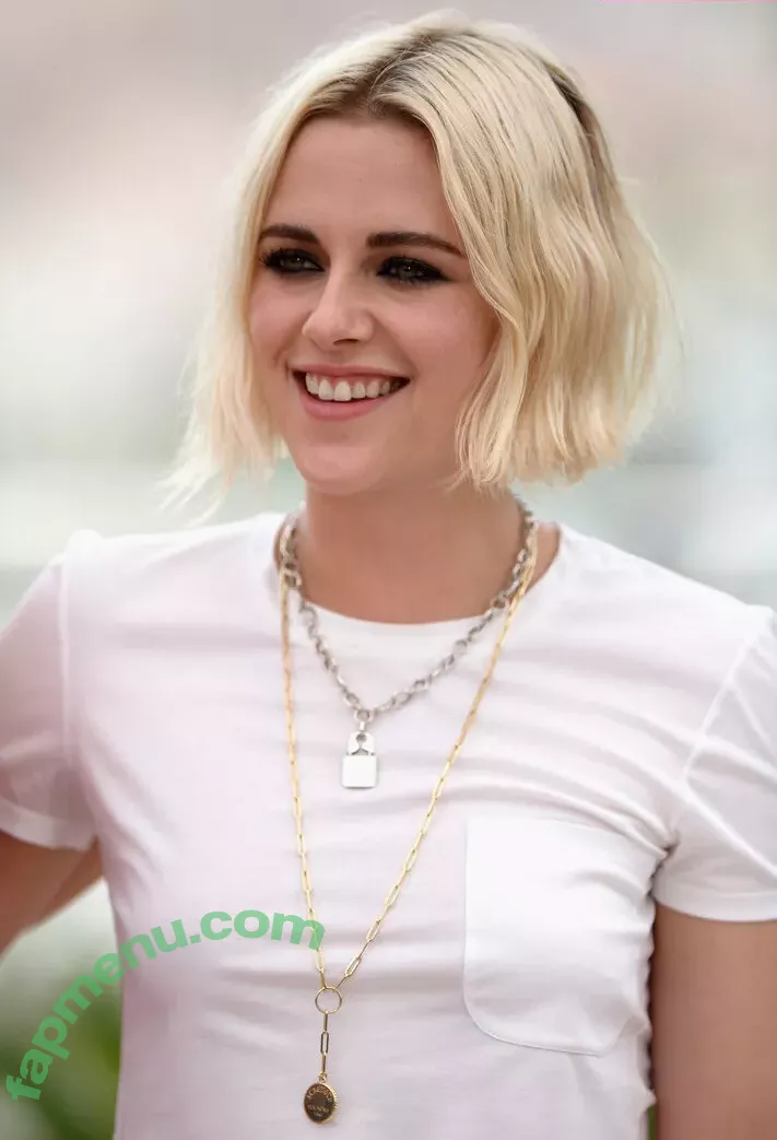 Kristen Stewart nude photo #1620 (kristenstewart / kristenstewartx)