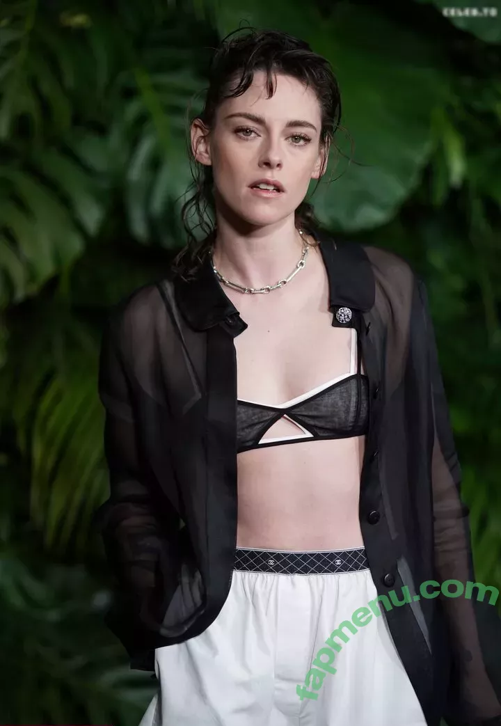 Kristen Stewart nude photo #1680 (kristenstewart / kristenstewartx)
