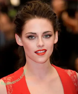 Kristen Stewart / kristenstewart / kristenstewartx nude photo #2114