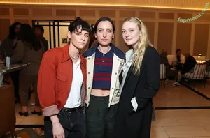 Kristen Stewart / kristenstewartx nude photo #2292