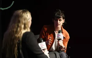 Kristen Stewart / kristenstewartx nude photo #2297