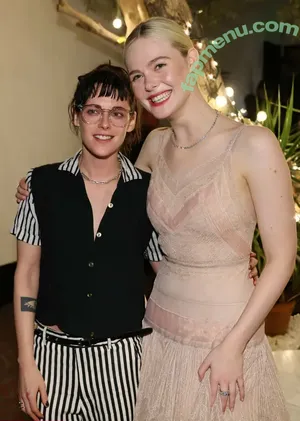 Kristen Stewart / kristenstewartsu nude photo #2303