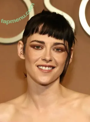 Kristen Stewart / kristenstewartx nude photo #2332