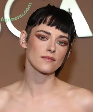 Kristen Stewart / kristenstewartx nude photo #2336