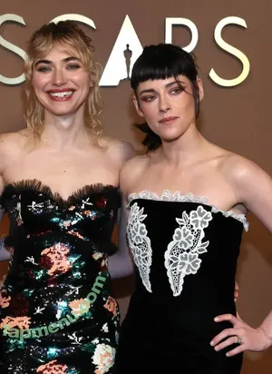 Kristen Stewart / kristenstewartx nude photo #2344