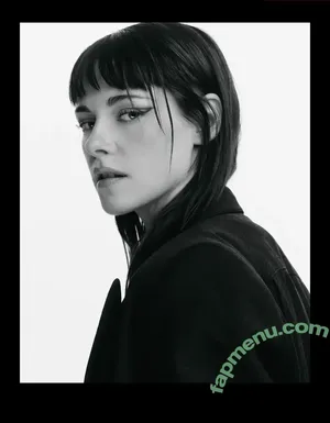 Kristen Stewart / kristenstewartx nude photo #2361