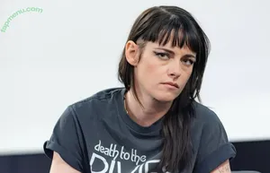 Kristen Stewart / kristenstewartx nude photo #2371