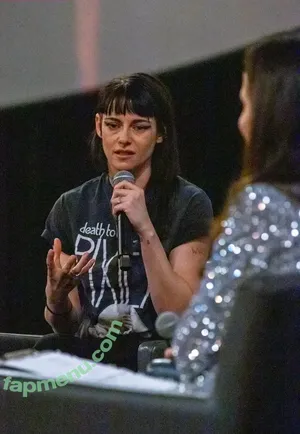 Kristen Stewart / kristenstewartx nude photo #2377