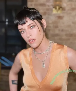 Kristen Stewart / kristenstewartx nude photo #2461