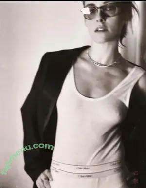 Kristen Stewart / kristenstewartx nude photo #2483