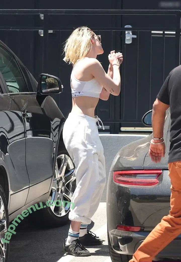 Kristen Stewart nude photo #2052 (kristenstewart / kristenstewartx)