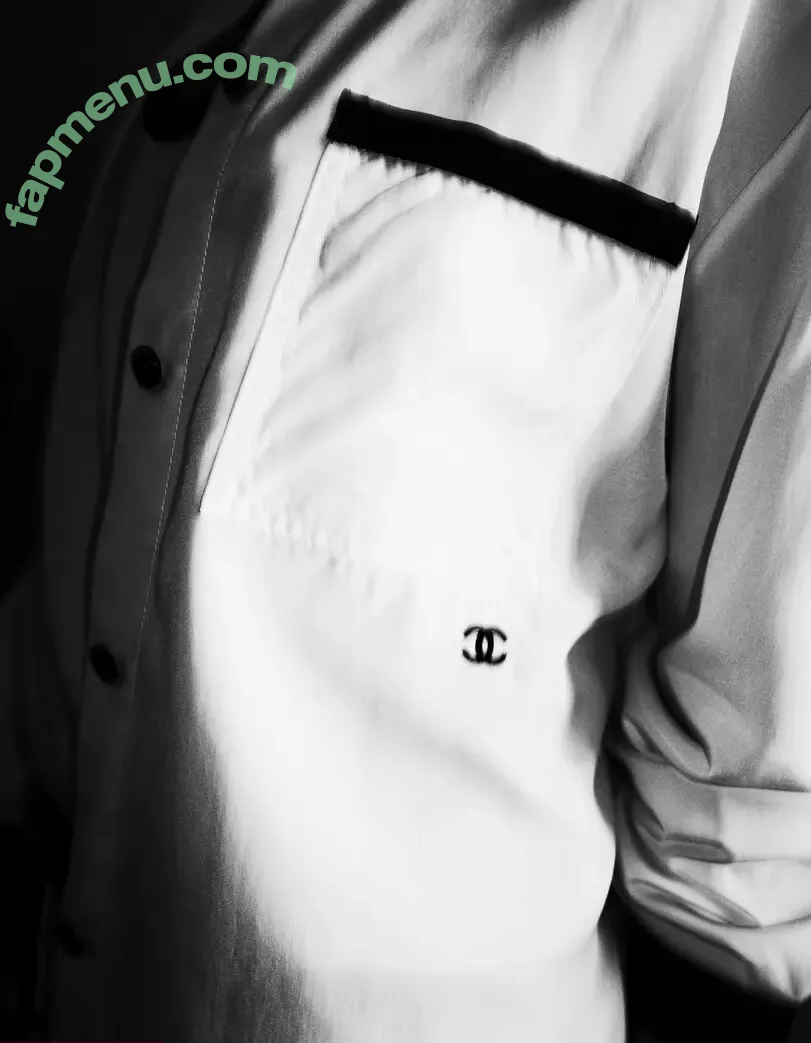 Kristen Stewart nude photo #2270 (kristenstewartx)