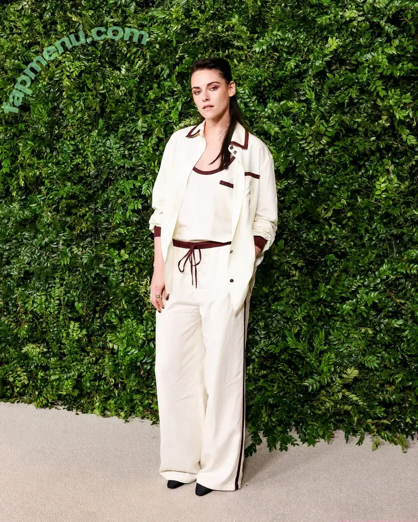 Kristen Stewart nude photo #2275 (kristenstewartx)