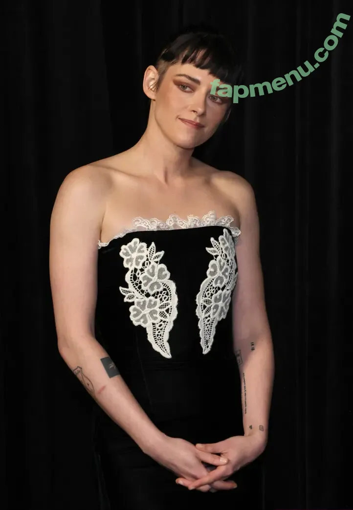 Kristen Stewart nude photo #2341 (kristenstewartx)