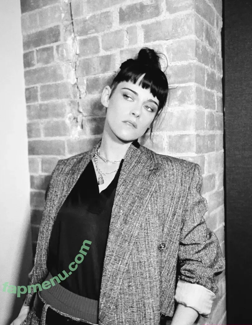 Kristen Stewart nude photo #2443 (kristenstewartx)