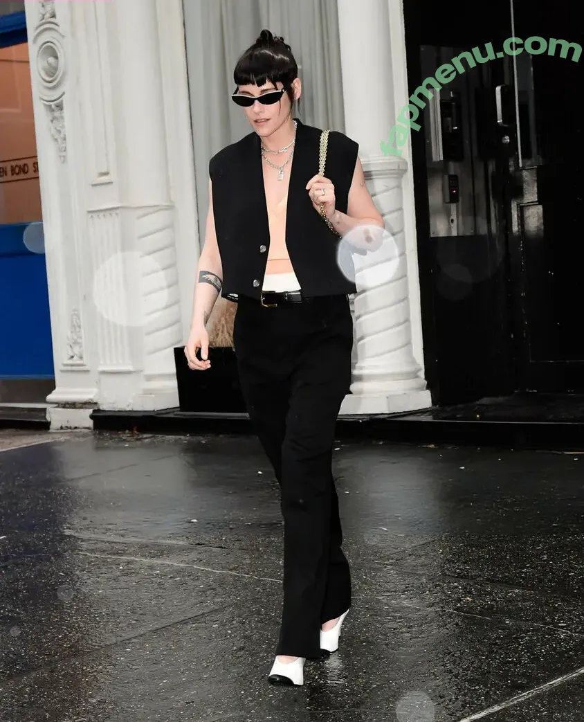 Kristen Stewart nude photo #2446 (kristenstewartx)