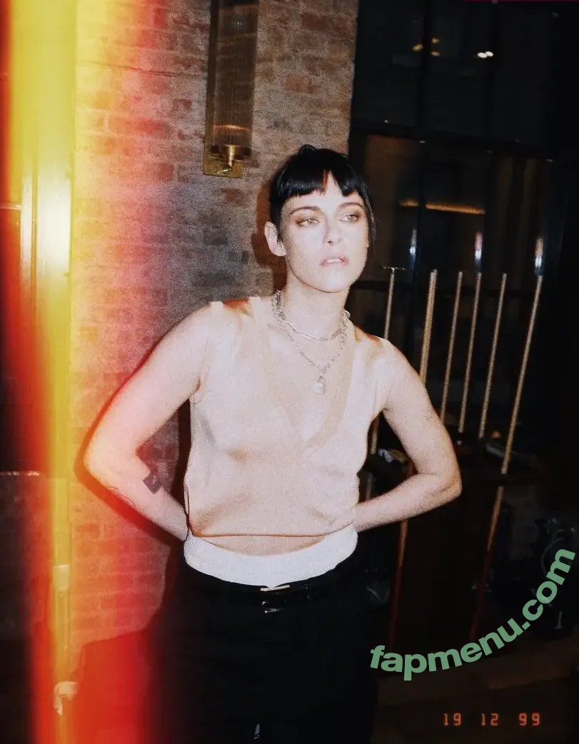 Kristen Stewart nude photo #2469 (kristenstewartx)