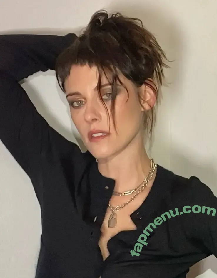 Kristen Stewart nude photo #2544 (kristenstewartsu / kristenstewartx)