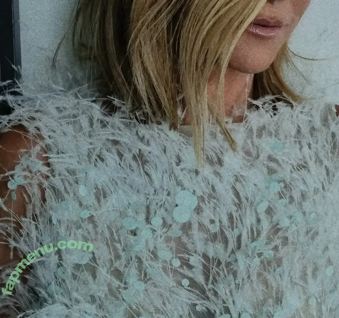 Kristen Wiig nude photo #0186 (kriztenwiig)